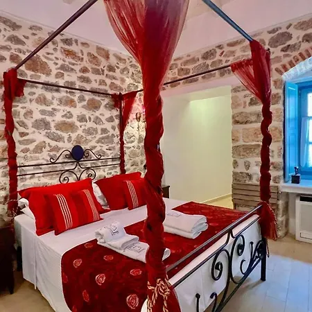 Portadelmare Deluxe Suites Hydra  Exterior photo